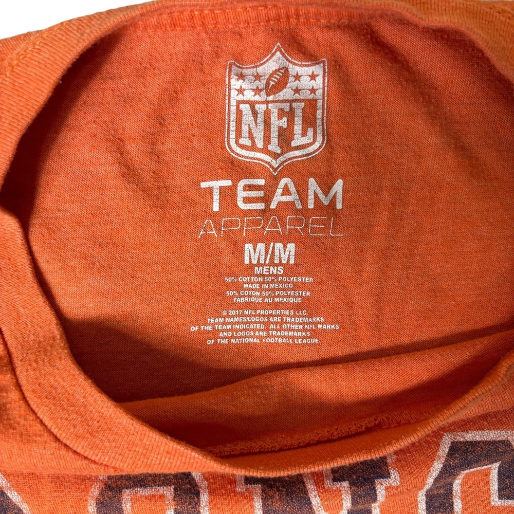 Denver Broncos T Shirt Mens M Orange NFL Team Apparel‎  Football Distressed - Picture 4 of 7